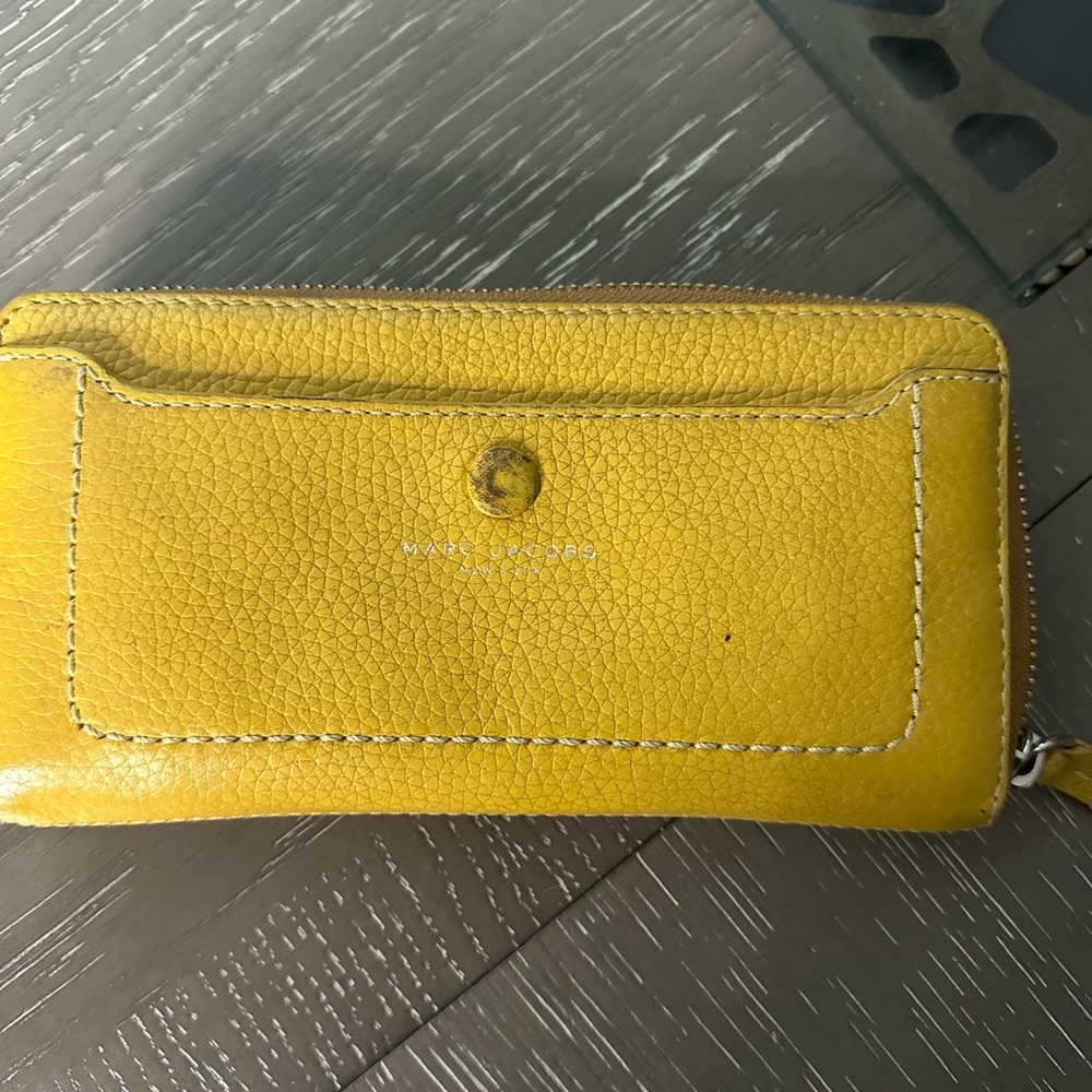 Leather Marc Jacobs wallet